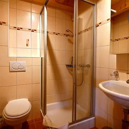 Chez Cheryl Chalet *