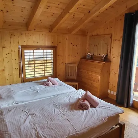 Chalet Chez Cheryl, Mayens-de-chamoson 木屋 *